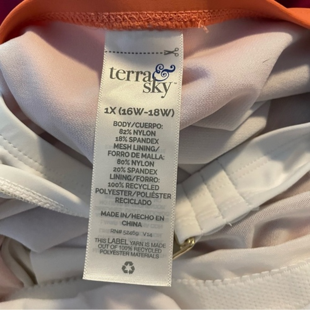 Terra & Sky One Piece Swim Suit Bathing Suit Size 1X White Coral Raspberry Color - Picture 6 of 6